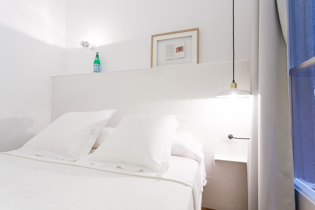 Hostal Argo Barcelona Room photo