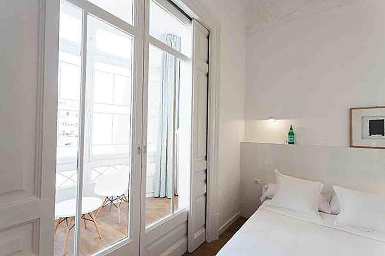 Hostal Argo Barcelona Exterior photo